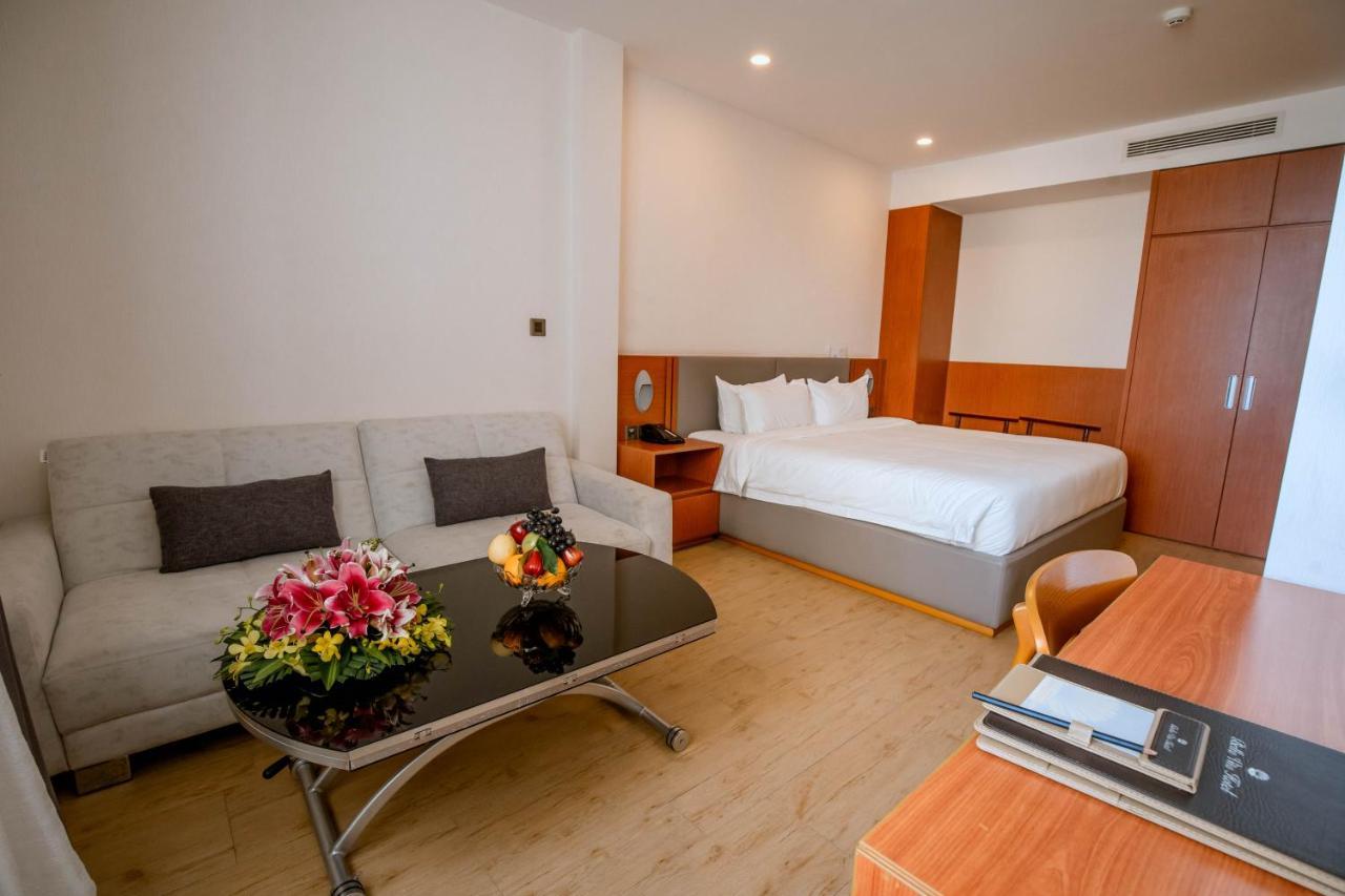 Bella Vita Hotel Long Hai Exterior photo